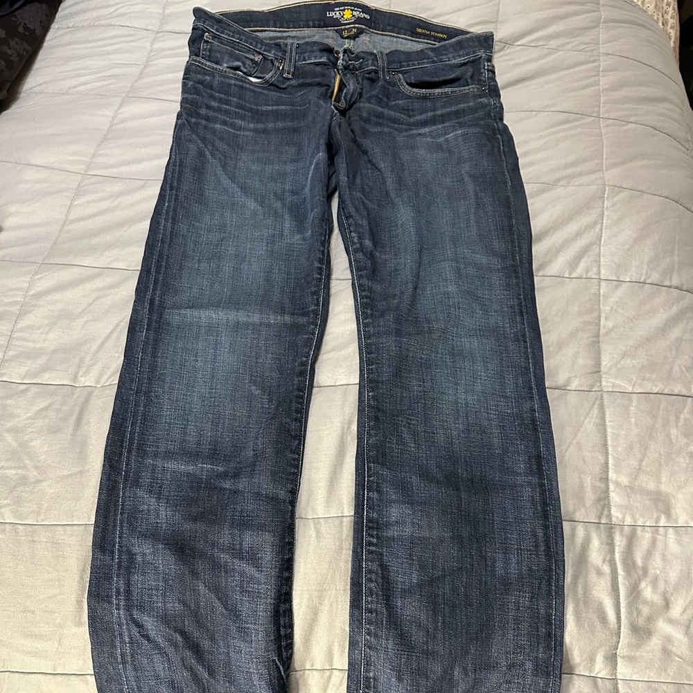 Lucky brand dark wash siena tomboy jeans  12/31 regular